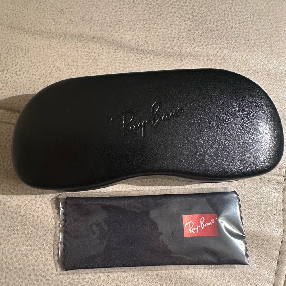 Rayban Black Sunglasses Case w/box
